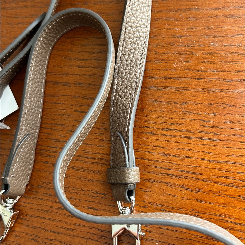Moynat beautiful leather Crossbody/shoulder strap - Picture 6 of 8